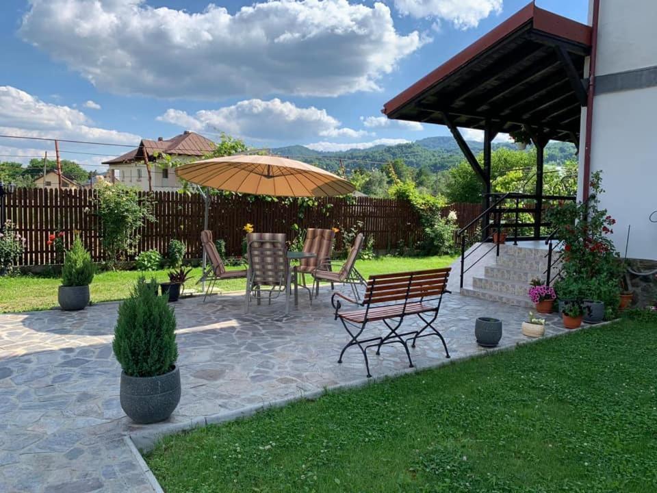 Hotel Pensiunea Xandra Corbi Exteriér fotografie