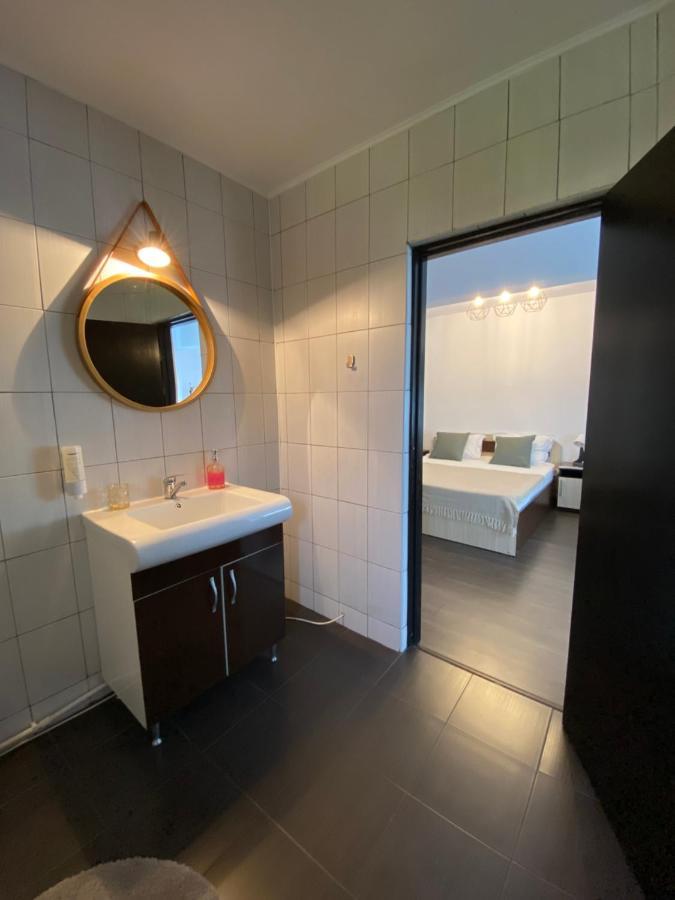 Hotel Pensiunea Xandra Corbi Exteriér fotografie